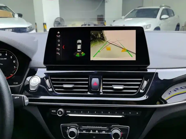 BMW 1 Series — Фото автомобиля 13