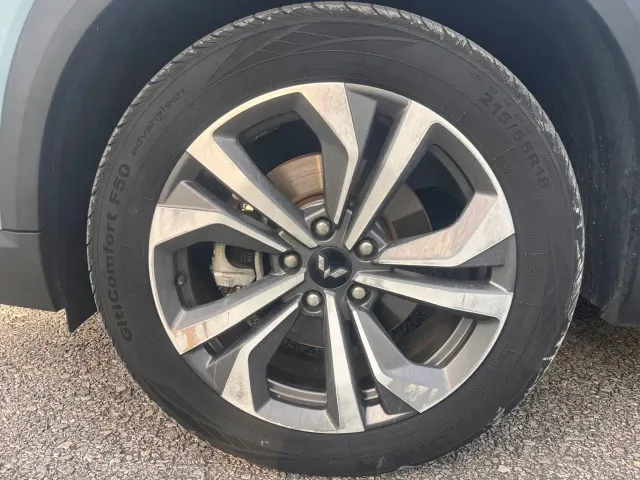 Wuling Asta — Фото автомобиля 20