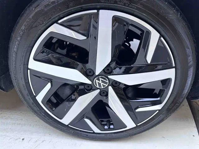 Volkswagen Lamando — Фото автомобиля 23