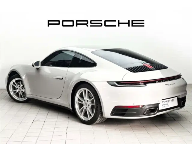 Porsche 911 — Фото автомобиля 5
