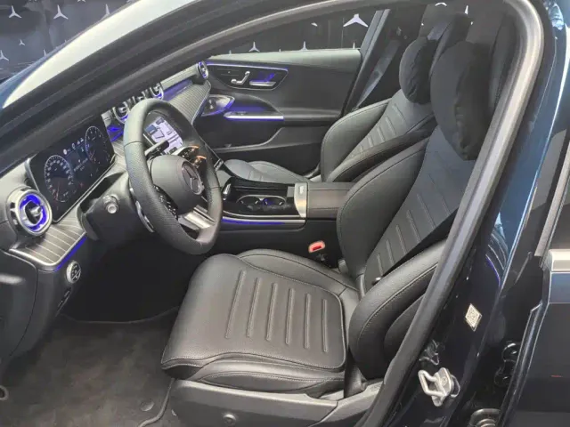 Mercedes-Benz C-Class — Фото автомобиля 18