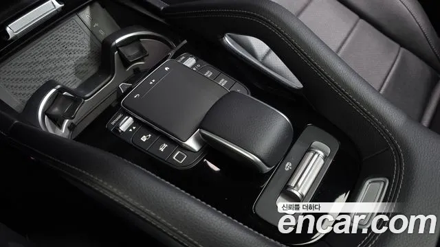 Mercedes-Benz GLE-Class — Фото автомобиля 27