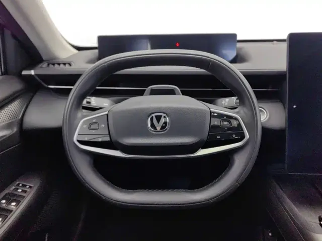 Changan Lamore — Фото автомобиля 11