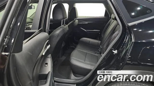 Kia Seltos Seltos Бензин 1.6 турбо 2WD — Фото автомобиля 13