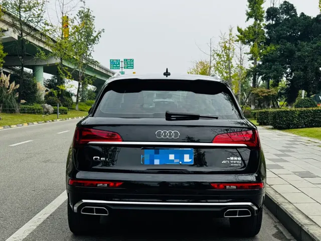 Audi Q5L — Фото автомобиля 8