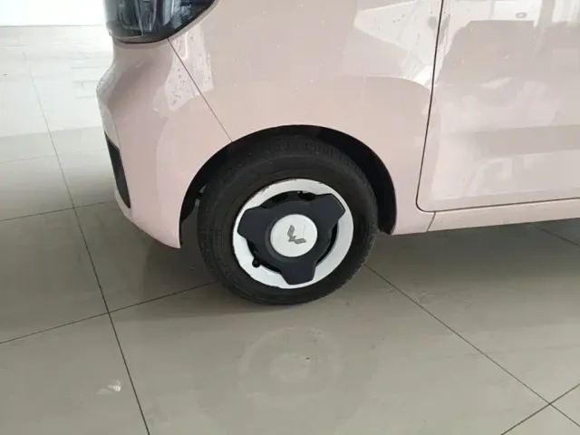 Wuling Hongguang Mini EV — Фото автомобиля 22