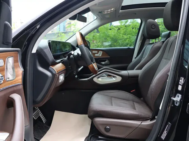 Mercedes-Benz GLS-Class — Фото автомобиля 10