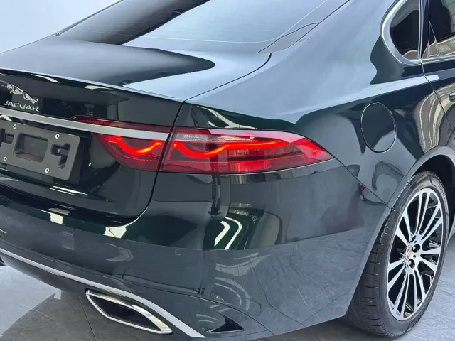Jaguar XFL — Фото автомобиля 22