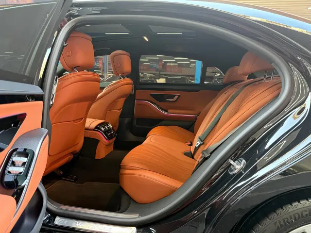 Mercedes-Benz S-Class — Фото автомобиля 8