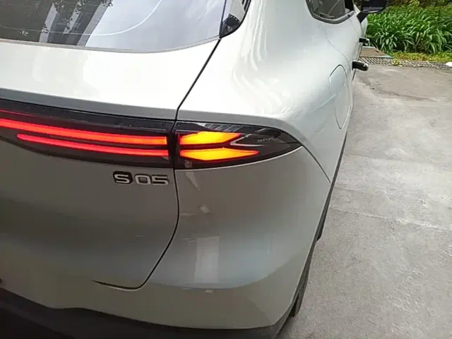 Deepal S05 — Фото автомобиля 7