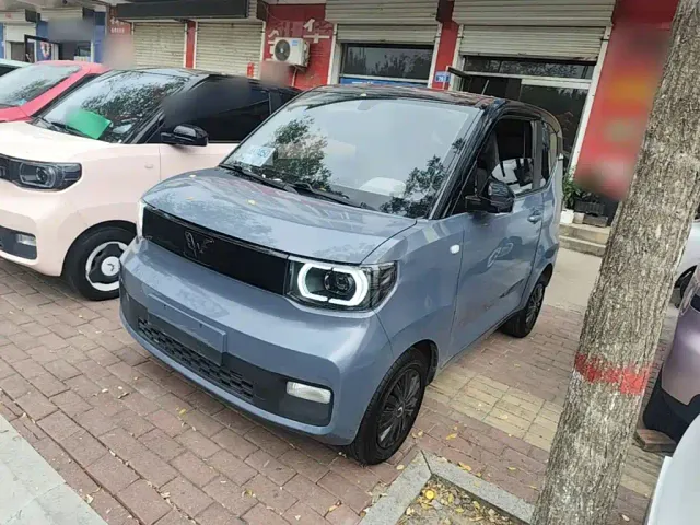 Фотография автомобиля — Wuling Hongguang Mini EV