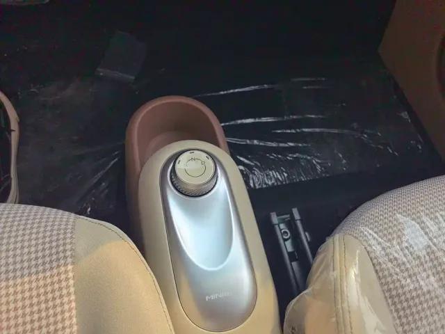 Wuling Hongguang Mini EV — Фото автомобиля 9