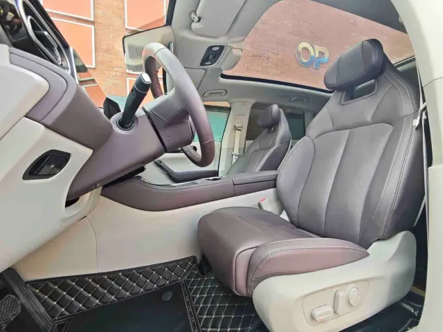 Leapmotor C11 — Фото автомобиля 4