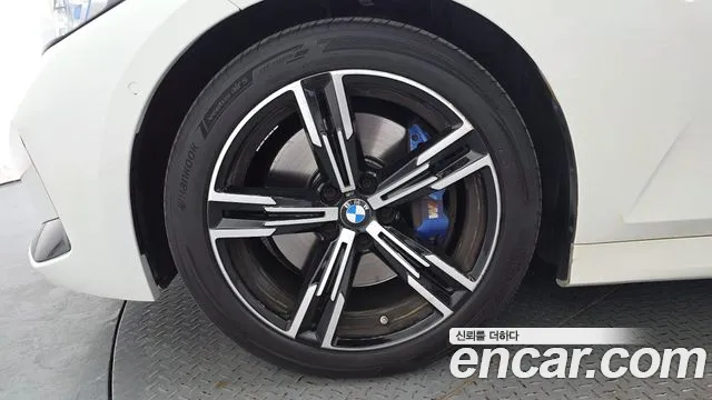 BMW 3-Series — Фото автомобиля 2