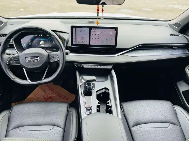 Geely Xingrui — Фото автомобиля 4