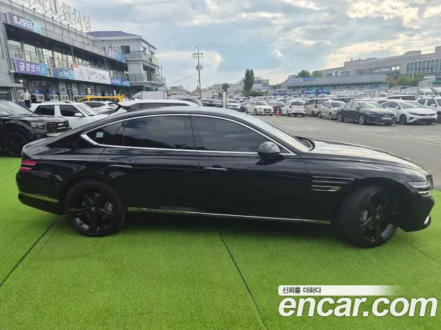 Genesis G80 RG3 — Фото автомобиля 3