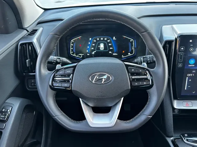 Hyundai ix35 — Фото автомобиля 15