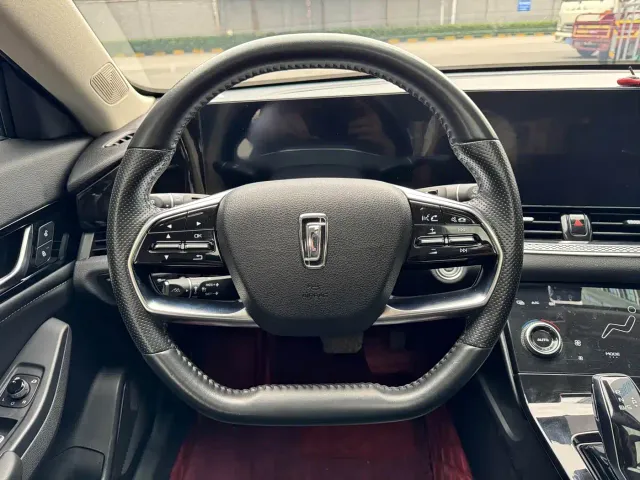 Bestune B70 — Фото автомобиля 11
