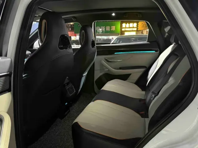 BYD Song PLUS — Фото автомобиля 6