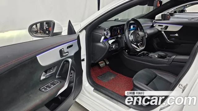Mercedes-Benz CLA-Class — Фото автомобиля 10