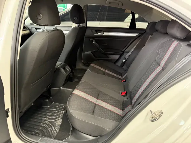 Volkswagen Lamando 2021 230TSI DSG Fashion Edition — Фото автомобиля 9