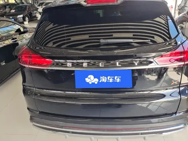 Geely Boyue — Фото автомобиля 4