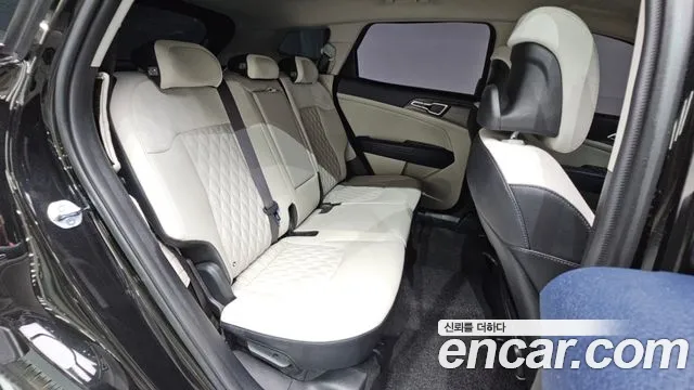 Kia Sportage Sportage 5-е поколение Бензин 1.6 турбо 2WD — Фото автомобиля 10