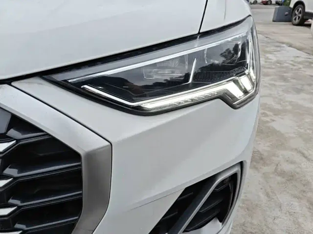 Audi Q3 — Фото автомобиля 23