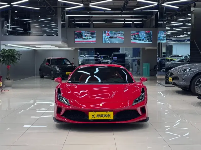Ferrari F8 — Фото автомобиля 2