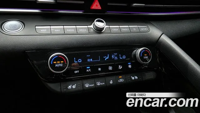 Hyundai AVANTE Новый Avante (CN7) — Фото автомобиля 16