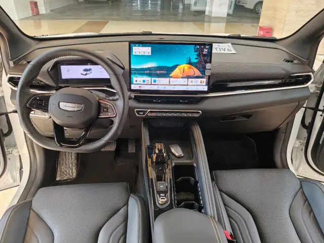 Geely Binyue — Фото автомобиля 10