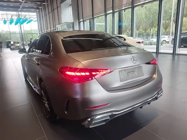 Mercedes-Benz C-Class — Фото автомобиля 4
