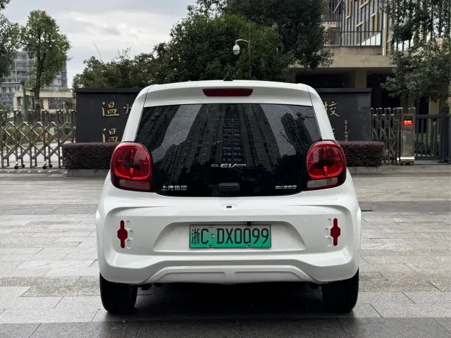 Roewe Clever — Фото автомобиля 5