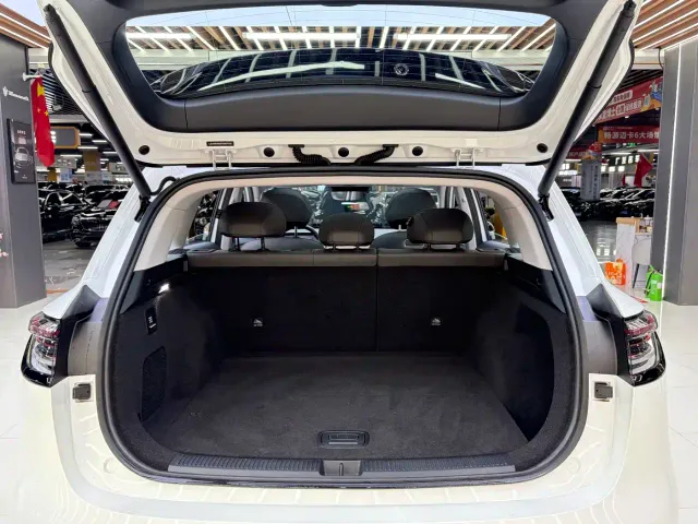 Shangjie SUV — Фото автомобиля 4