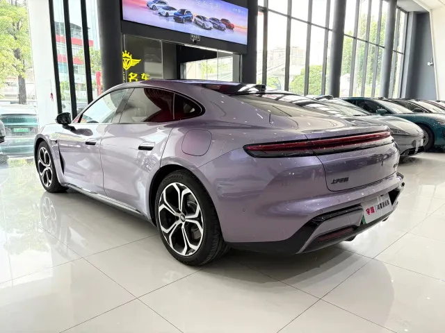 Shangjie Z7 — Фото автомобиля 15