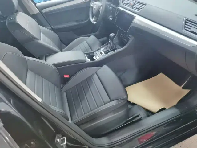 Skoda Superb — Фото автомобиля 24