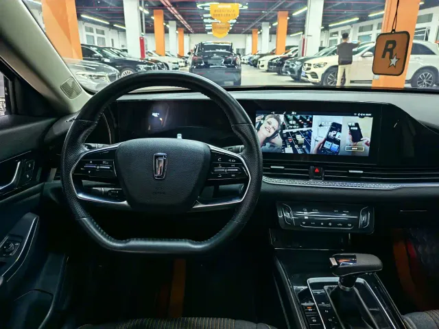 Bestune B70 — Фото автомобиля 10