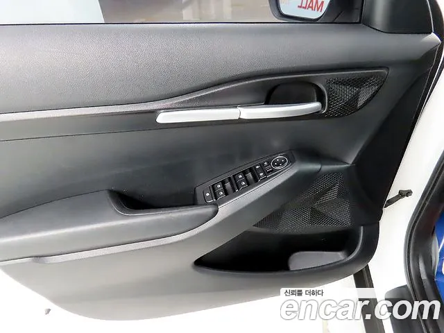 Kia Seltos Seltos Бензин 1.6 турбо 2WD — Фото автомобиля 13