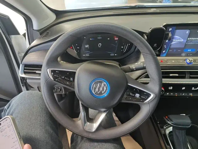 Buick Velite 6 — Фото автомобиля 10