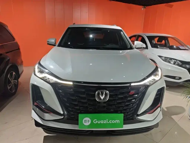 Changan CS75 Plus — Фото автомобиля 2