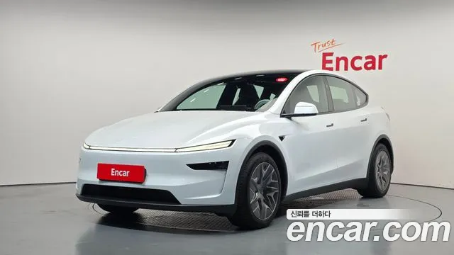 Фотография автомобиля — Tesla Model Y