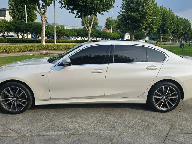 BMW 3 Series — Фото автомобиля 7