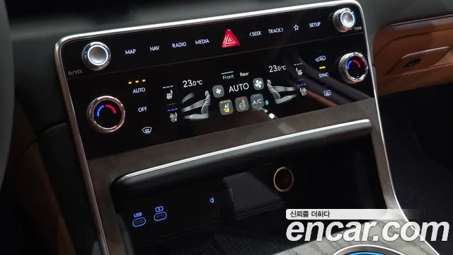 Genesis GV80 — Фото автомобиля 19