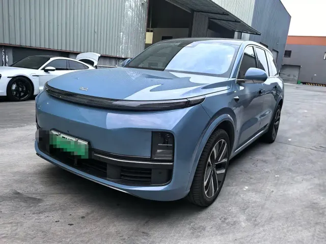 Фотография автомобиля — Li Auto L9