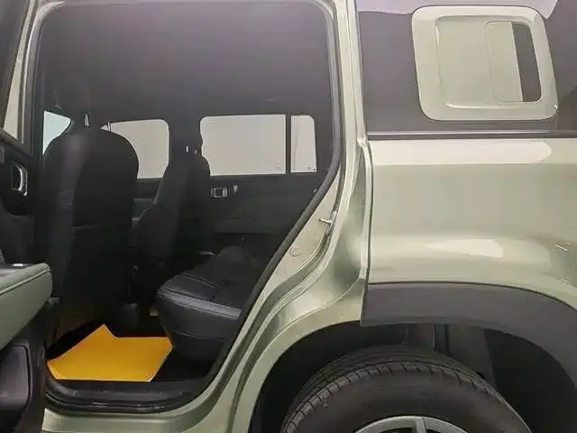 Baojun Yep Plus — Фото автомобиля 8