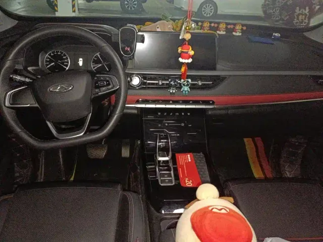 Chery Tiggo 7 — Фото автомобиля 12