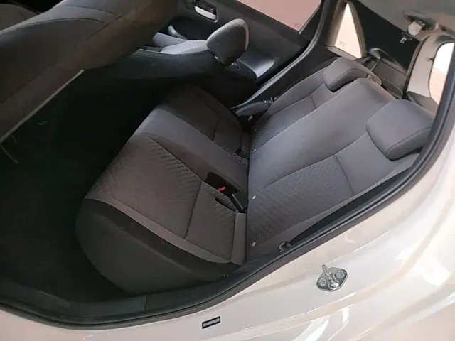 Honda Fit — Фото автомобиля 16