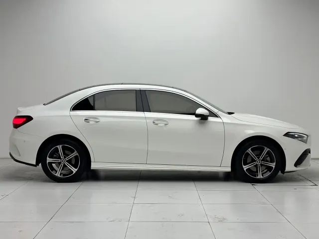 Mercedes-Benz A-Class — Фото автомобиля 25