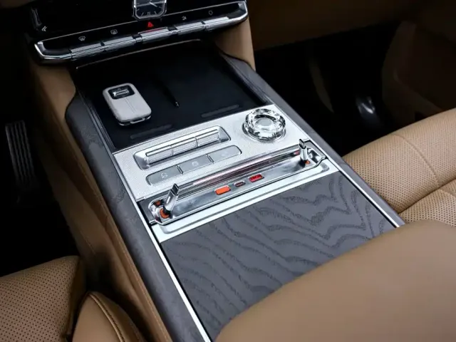 ZEEKR Zeekr 9X 2025 model Ultra Edition 70kWh — Фото автомобиля 11