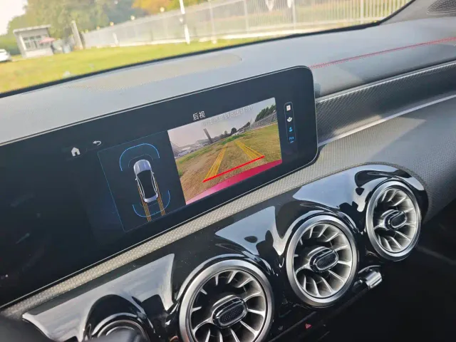 Mercedes-Benz A-Class — Фото автомобиля 13
